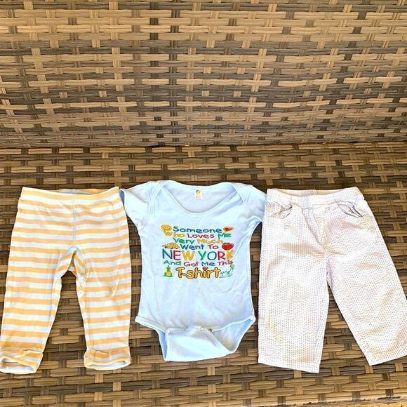 Baby boy top & bottom bundle 3 - Picture 2 of 8